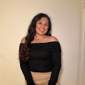 Meet your Posher, Wendy